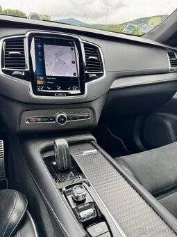 Volvo XC90 B5 AWD R-Design 7miest FULL 120tis km - 16