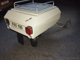 Deagostiny SKODA 100 - 16