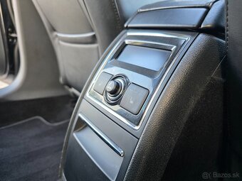 Škoda Superb Combi 3.6 FSI V6 4x4 + F1-DSG TOP - 16