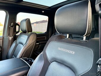 Dodge RAM Laramie 5,7 Hemi V8 - 16
