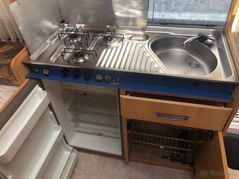 Karavan Hobby 400 De Luxe , Nosič THULE ,  PREDANÉ - 16