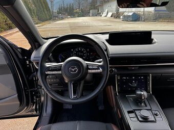 Mazda MX-30 BEV, 2023 - 16