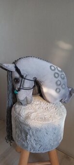 Prodám hobby horse různých barev - 16