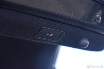 Škoda Superb 2.0 TDI 110 kw - 16