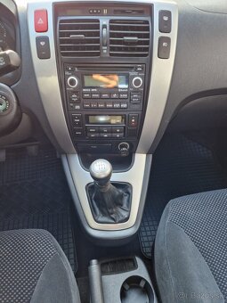HYUNDAI TUCSON 2.0 103kw 4x4 - 16