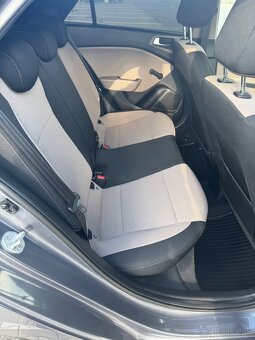 Hyundai i20 - 16