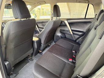Toyota RAV4 2.2 l D-4D Premium 4x4 - 16