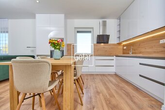 Veľkometrážny (153m2) 3-izbový byt pri Dunaji, 25min od BA - 16