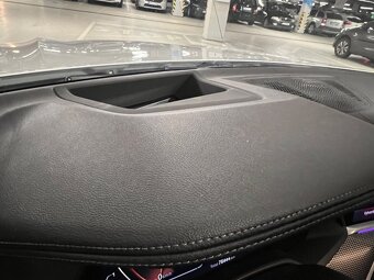 BMW X6 M3.0d x-drive M-performance SWAROVSKI - 16