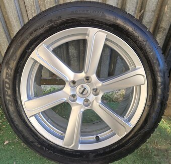 Originálna zimná sada VOLVO - 5x108 R19 + 235/55 r19 - 16