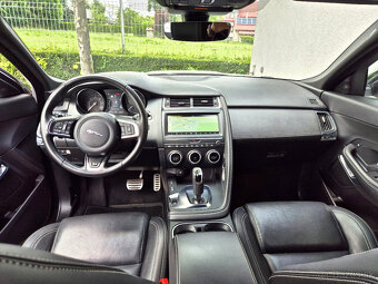 Jaguar E-Pace 2,0Ti P250 184Kw R-Dynamic Led 529.999Kč - 16