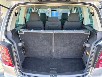 Volkswagen Touran 1.9 TDI DPF Highline 2007 262000km - 16