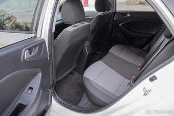 Hyundai i20 1.2i Comfort - 16