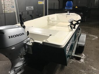 Rybárský čln - 16