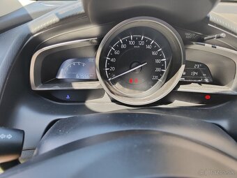 Mazda 2 1.5 Skyactiv G90 Takumi - 16