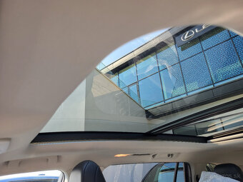 Toyota Highlander 4x4 r.v. 2022, 132500km, Panorama + JBL - 16
