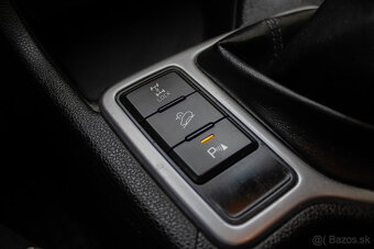 Kia Sportage 2.0crdi 4x4 - 16