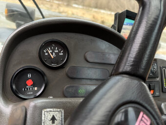 Teleskopický manipulátor Manitou MLT523 s dosahom 5 m - 16