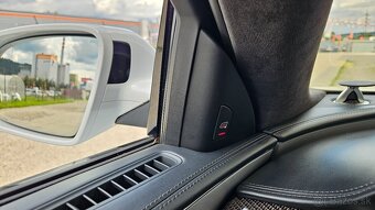 Audi S8 plus 4.0 TFSI V8 quattro tiptronic 445kW odpočet DPH - 16