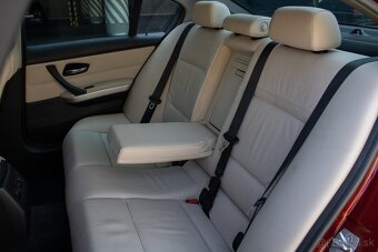 BMW 318i 2.0 6MT, 105 kW - 16