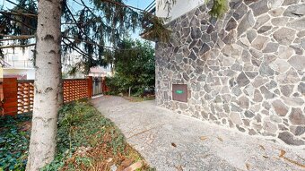 Na predaj veľký 3 podlažný dom Šulekovo, pozemok 524m2 - 16