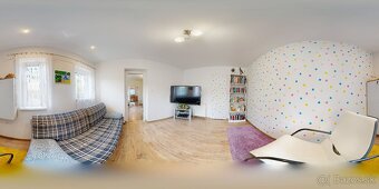 Romantický RD po kompletnej rekonštrukcii v Dolných Salibách - 16