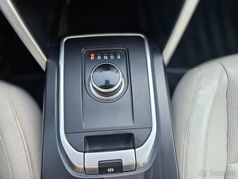 Land Rover DISCOVERY SPORT 2,0L TD4 HSE A /T - 16
