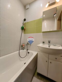 Kompletné zrekonštruovaný 2 izb byt, 55m2, ul. Stromová, pri - 16