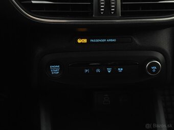 Ford Focus Kombi 1.5 EcoBoost Titanium A/T - 16