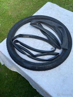 Škoda 100,120,1202,1203 trabant vartburg - 16