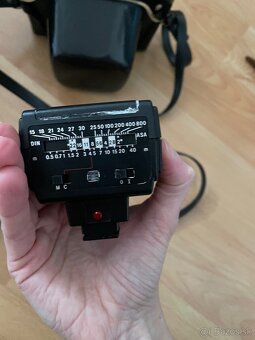 Predam fotoaparat Praktica MTL3 s objektivmi a filtrami - 16
