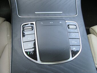 Mercedes GLC 300d - 16