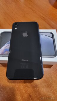 Predam ,vymením iphom XR 64GB - 16