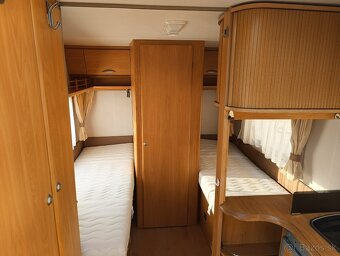 Obytny prives Chateau Calista 450 (466) - 2005 rok, mover - 16