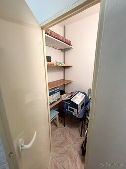 Na predaj priestranný 2-izbový byt, SEVER – 65 m2, balkón - 16