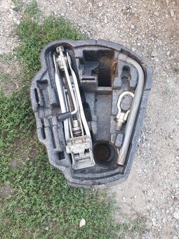 Rozpredam Vw Golf 4 1,6 benzin 74kw - 16