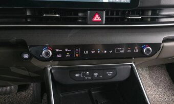 2024 KIA CARNIVAL 1.6T HEV NOBLESSE 9 miest - 16