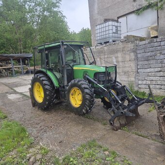 John Deere 5820 - 16