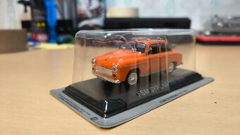 Kultovní auta ČSSR + Legendární automobily minulé éry v 1:43 - 16