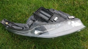 Svetlo, lampa, hmlovka : Ford Ranger, Focus, Fiesta - 16