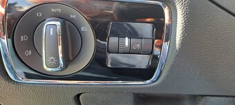 Škoda Superb 1.4 TSI Elegance 2009 - 16