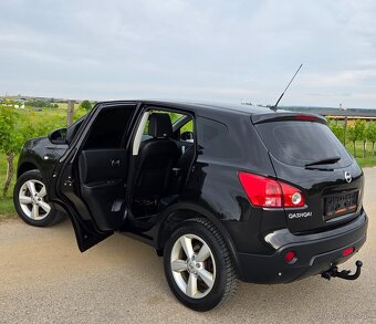 Nissan Qhasqai 2.0 dci 110KW/150 koní R.V.06/2008 - 16