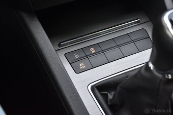 Škoda Octavia 1.6 TDI_NAVI_LED VYHREVY_ŤAŽNÉ_SR 2020 DPH - 16