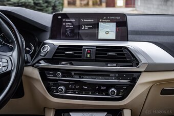 BMW X3 xDrive20d 140kW / Panoráma / - 16