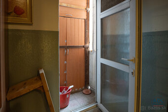 PREDAJ, 3. izbový byt so zasklenou loggiou a pivnicou - 16
