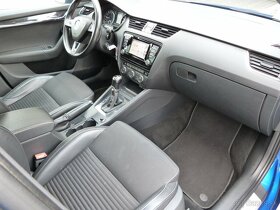 Škoda Octavia Combi 2.0 TDI DPF RS DSG - 16