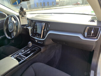 Volvo v60 R-Design 2.0 hybrid 4x4 PHEV - 16