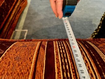 Gauč a taburetka značky KARE - 16