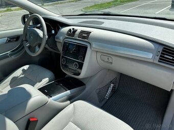 Mercedes-Benz R 350 4Matic - 16