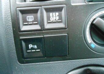 Volkswagen Multivan 1,9 TDI 92 kW 7Míst.Serviska nafta - 16